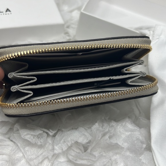 FURLA BABYLON S ZIP AROUND CC WALLET 3.5”L X 5” W - Picture 9 of 9